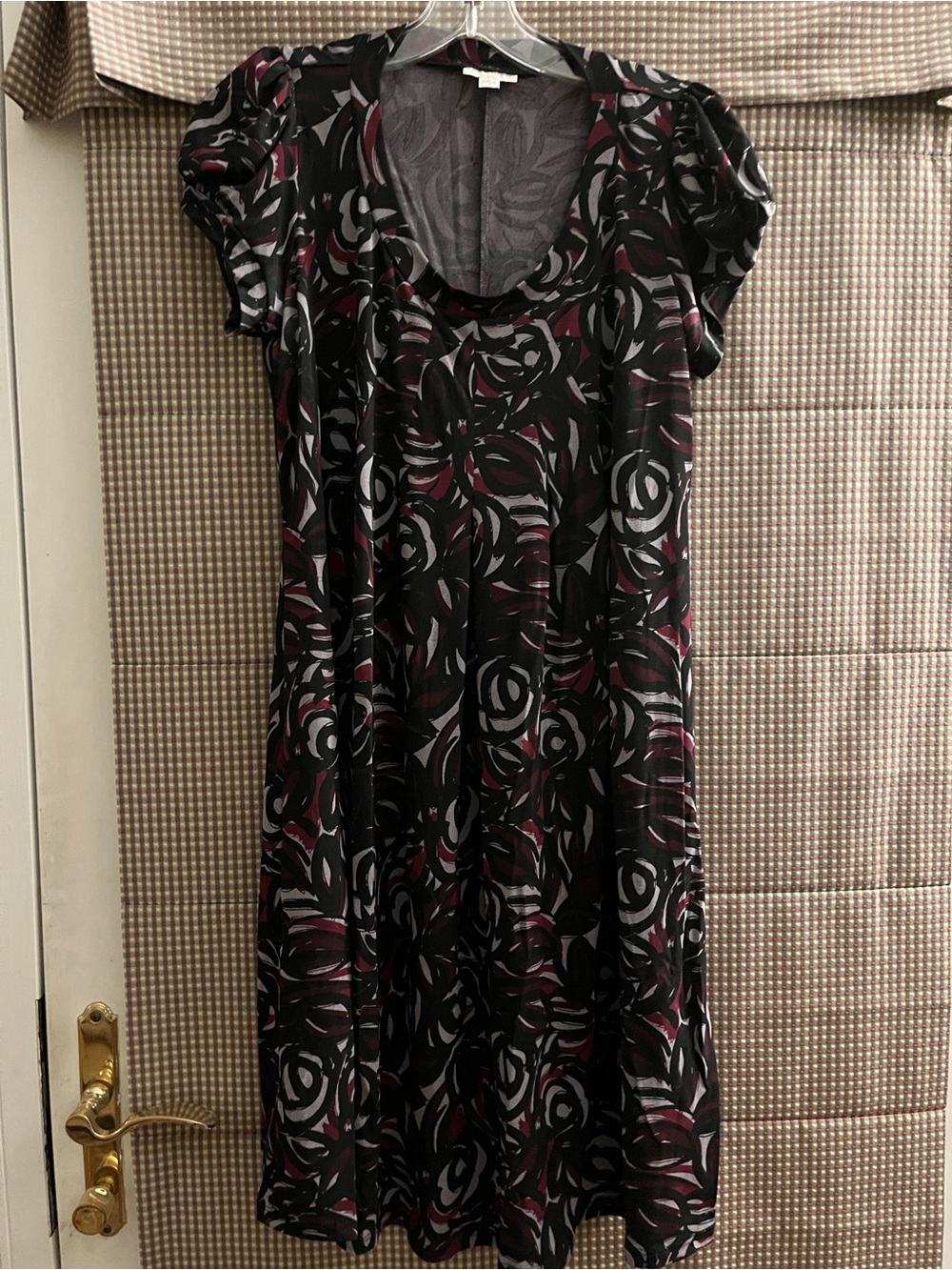 A Pea in the Pod | Women's Maternity Midi Dress in Black Burgundy Lilac